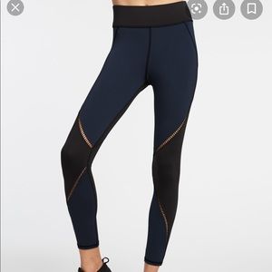 NWT Michi Navy / Black Axial Legging Size S